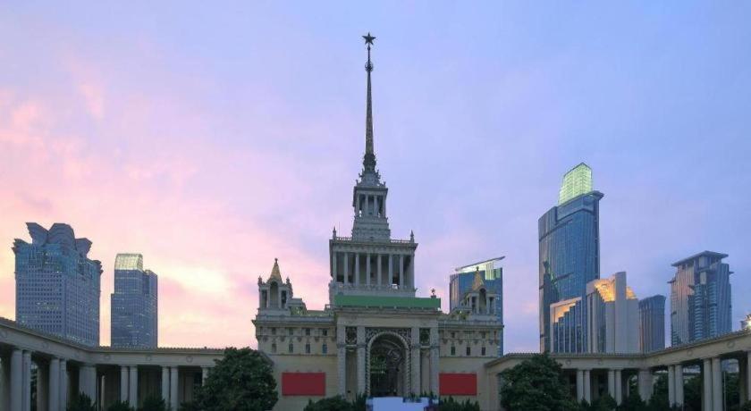 Home Inns Plus Shanghai Xujiahui Branch Экстерьер фото